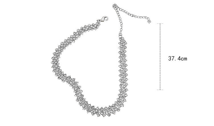 Timeless Sparkle – Silver Rhinestone Clavicle Chain Necklace